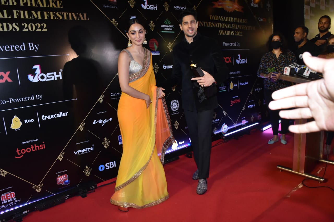 Kiara Advani and Sidharth Malhotra at Dadasaheb Phalke Awards on Sunday. (Varinder Chawla)