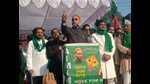 In a rally in Prayagraj, AIMIM chief Asaduddin Owaisi alleged that the Samajwadi Party had always used Muslims for their votes and never worked for their welfare (HT photo)
