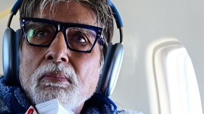 Amitabh Bachchan shared pictures of himself on his blog. Amitabh Bachchan shared pictures of himself on his blog.