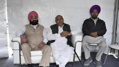 AAP candidate Gurpreet Gogi outside the strong room, to keep vigil on EVMs, at PAU in Ludhiana on February 22, 2022. (Harsimar Pal Singh/HT)