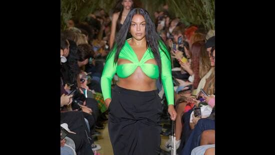 A plus-size model walking for Coperni at Paris Fashion Week (Instagram)