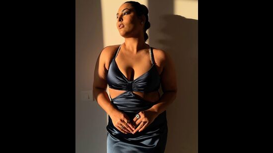 Body positive influencer and model, Sakshi Sindwani, redefines sexy in a cut-out dress (Instagram)