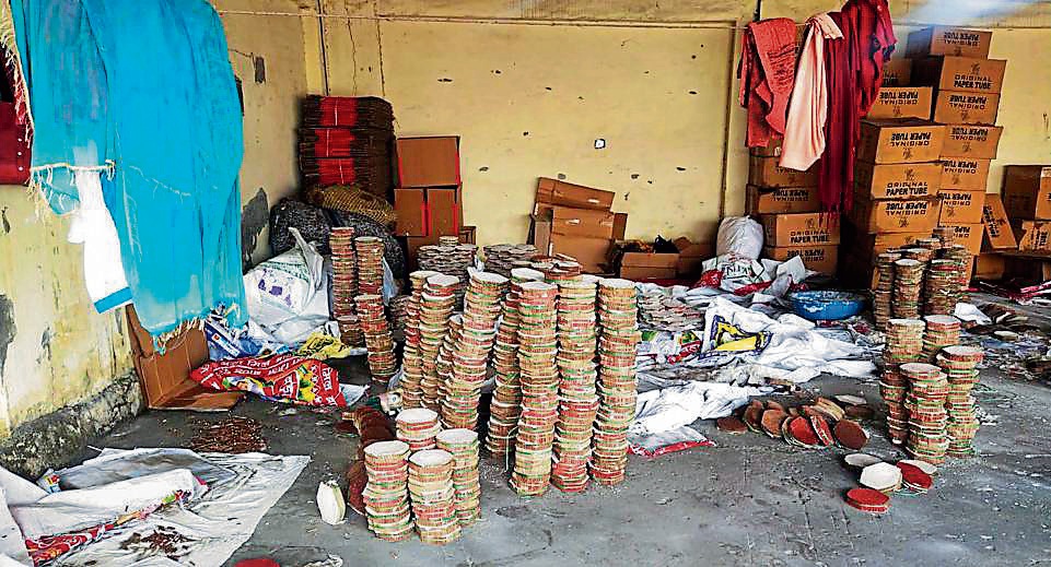 Six killed in Himachal illegal firecracker factory blast | Hindustan Times