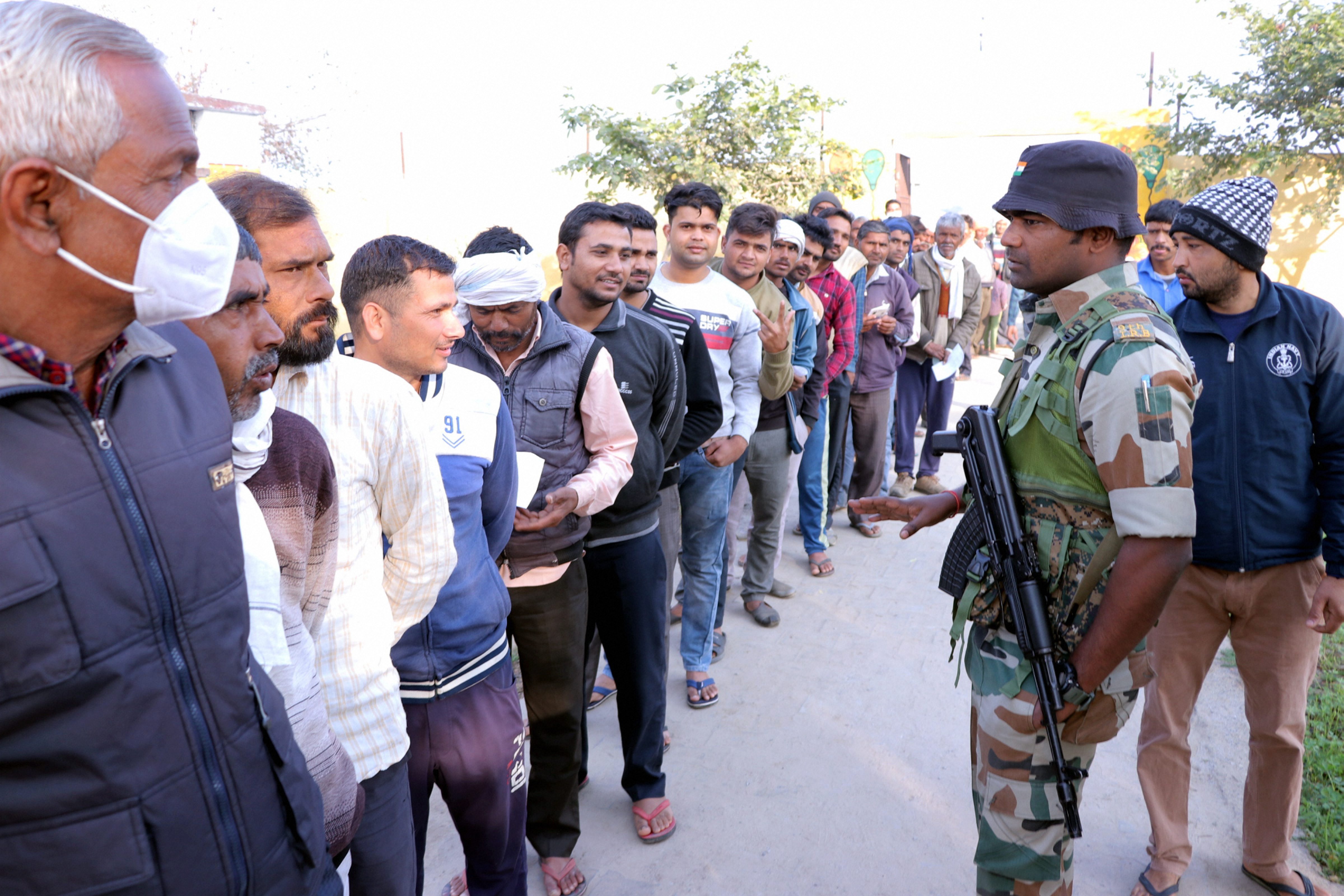 More than 2.12 crore electors will vote in the fourth phase of Uttar Pradesh assembly elections on Wednesday, February 23, 2022. (PTI)