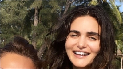 Gabriella Demetriades flaunts killer washboard abs in clay bralette, floral pants (Instagram/gabriellademetriades) Gabriella Demetriades flaunts killer washboard abs in clay bralette, floral pants (Instagram/gabriellademetriades)