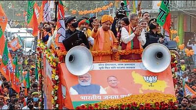 Uttar Pradesh chief minister Yogi Adityanath during a road show in Ayodhya on Thursday. (Ravinder Singh/HH) Uttar Pradesh chief minister Yogi Adityanath during a road show in Ayodhya on Thursday. (Ravinder Singh/HH)