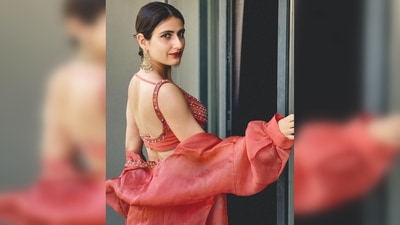 The designer behind Fatima Sana Shaikh's contemporary lehenga set is Ridhi Mehra and is worth <span class='webrupee'>₹</span>78,800. (Instagram/@fatimasanashaikh) The designer behind Fatima Sana Shaikh's contemporary lehenga set is Ridhi Mehra and is worth <span class='webrupee'>₹</span>78,800. (Instagram/@fatimasanashaikh)