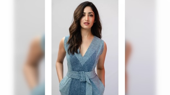 According to the official website of the brand, this sleeveless jumpsuit costs <span class='webrupee'>₹</span>14k. She teamed her look with a pair of beige stilettoes.(Instagram/@yamigautam)