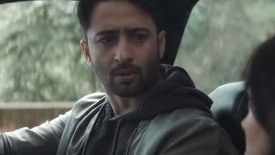 Shaheer Sheikh in a still from Yatri Kripaya Dhyaan De.