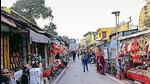 The Hanuman Garhi road in Ayodhya. (Ravinder Singh/HH Photo)