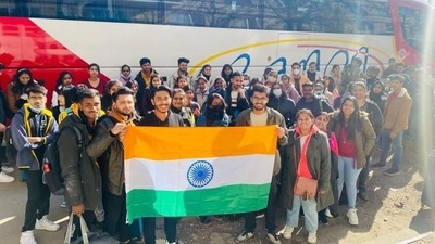 Indian students pose for a photograph before leaving Chernivtsi for the Romanian border (ANI) Indian students pose for a photograph before leaving Chernivtsi for the Romanian border (ANI)