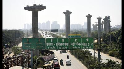 The construction work for the Delhi-Meerut rapid rail project is underway at Shri Sai Upvan Road, in Ghaziabad on Thursday. (Sakib Ali /HT) The construction work for the Delhi-Meerut rapid rail project is underway at Shri Sai Upvan Road, in Ghaziabad on Thursday. (Sakib Ali /HT)