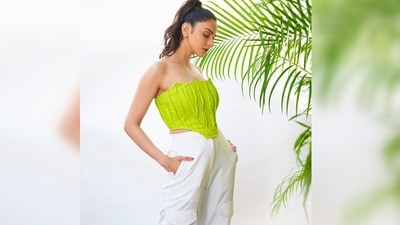Sharing a slew of pictures on Instagram, Rakul Preet captioned her post, "I’m an earth buddy are you ??." (Instagram/@rakulpreet) Sharing a slew of pictures on Instagram, Rakul Preet captioned her post, "I’m an earth buddy are you ??." (Instagram/@rakulpreet)