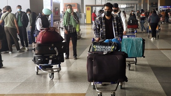 With Covid-19 cases declining sharply and the positivity rate going below one per cent, traders and political parties had asked the DDMA to lift the remaining curbs.(ANI)