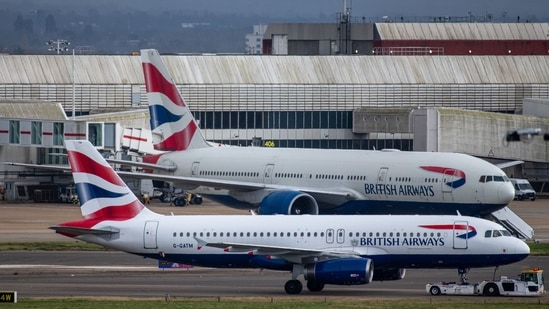 Russian Bans British Airlines From Landing And Flying Over Its Airspace ...