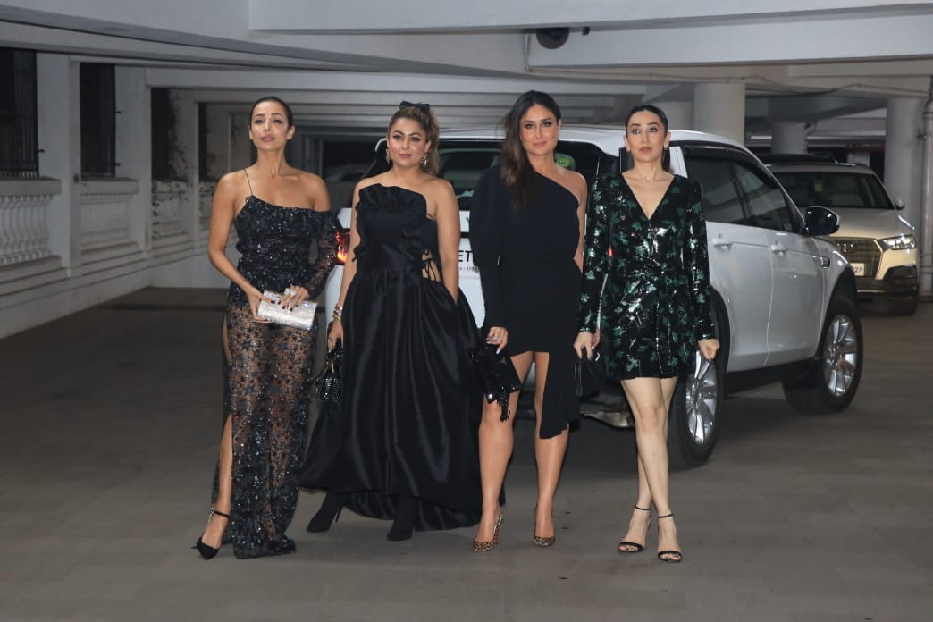 Malaika Arora, Amrita Arora, Kareena Kapoor and Karisma Kapoor. (HT Photo/Varinder Chawla) Malaika Arora, Amrita Arora, Kareena Kapoor and Karisma Kapoor. (HT Photo/Varinder Chawla)