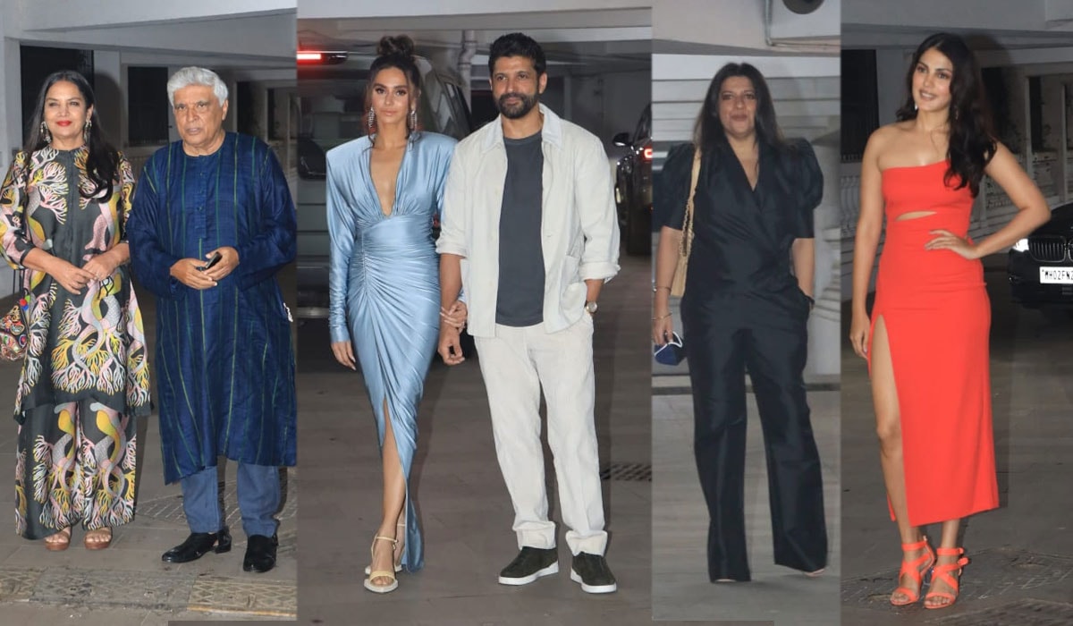 Farhan Akhtar et sa famille avec Rhea Chakraborty à la fête.  (Varinder Chawla)