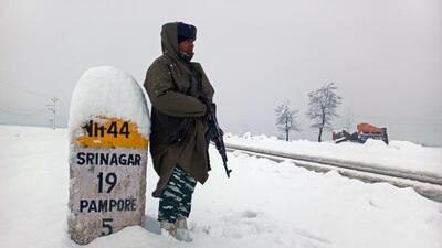 There are chances that widespread light to moderate rain and snow will continue on Saturday, the meteorological centre of J&K said. (File/ANI)
