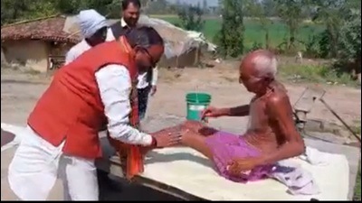 A clips of the video. (HT )