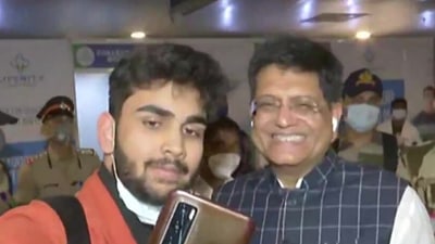 Union minister Piyush Goyal with an Indian student evacuated from Ukraine (ANI)