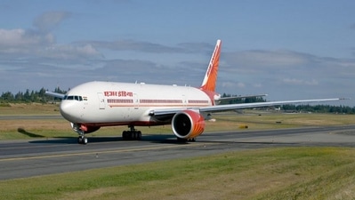 Ukraine evacuation: The second evacuation flight, AI1942, carrying 250 Indian citizens landed at the Delhi airport around 2.45 am on Sunday, the officials said. Ukraine evacuation: The second evacuation flight, AI1942, carrying 250 Indian citizens landed at the Delhi airport around 2.45 am on Sunday, the officials said.