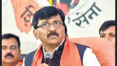 An editorial in Saamana said that it would not rest without putting out alleged scams of former Maharashtra ministers Chandrakant Patil, Sudhir Mungantiwar, Girish Mahajan. (Anshuman Poyrekar/HT PHOTO) An editorial in Saamana said that it would not rest without putting out alleged scams of former Maharashtra ministers Chandrakant Patil, Sudhir Mungantiwar, Girish Mahajan. (Anshuman Poyrekar/HT PHOTO)