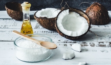 Here's what happens when you apply coconut oil on face overnight (Photo by Tijana Drndarski on Unsplash) Here's what happens when you apply coconut oil on face overnight (Photo by Tijana Drndarski on Unsplash)