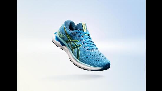 The GEL-NIMBUS 24 running shoes from ASICS, offer the most advanced impact protection for men on the run