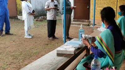 Bengal civic polls: Voting is being held on Sunday for 103 municipalities. (ANI)&nbsp;