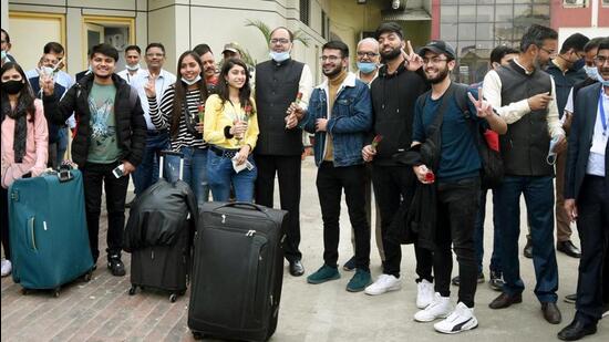 The Indian government has so far got some 2,000 nationals out of Ukraine, and 1,000 of them have been flown back on chartered flights from Hungary and Romania. (HT PHOTO.)