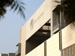 The Centrum’s location is its USP –Just 13 km from the airport, 10 km from the railway station and 10 km from Charbagh bus station