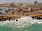 Coastal cities present a tremendous opportunity to anticipate and avoid climate risks, if locally relevant and hybrid interventions are rolled out.(AFP) Coastal cities present a tremendous opportunity to anticipate and avoid climate risks, if locally relevant and hybrid interventions are rolled out.(AFP)