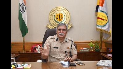 The state home department issued an order on Monday, appointing Pandey, a 1986-batch IPS officer, as the new commissioner of police. (Bhushan Koyande/ HT Photo) The state home department issued an order on Monday, appointing Pandey, a 1986-batch IPS officer, as the new commissioner of police. (Bhushan Koyande/ HT Photo)