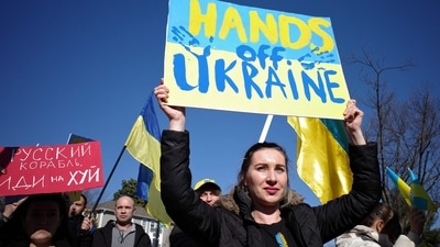 Demonstrators gather to protest Russia�s invasion of Ukraine outside the Russian Embassy in Washington, DC. (AFP)