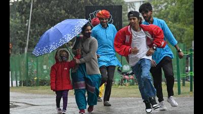 Another Western Disturbance is likely to hit Chandigarh from Wednesday, which may bring light rainfall on Thursday. (HT File)
