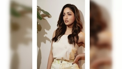 Yami Gautam picked this stunning fit from the international clothing line Lecoanet Hemant. She teamed her look with pointed beige stilettoes. (Instagram/@yamigautam)