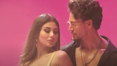 Mouni Roy and Tiger Shroff in Poori Gal Baat.