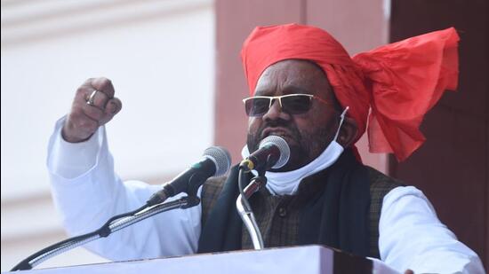 Up Election Swami Prasad Maurya Looks To Score For Samajwadi Party