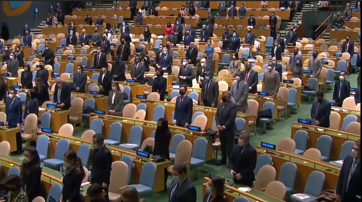 Special UN General Assembly session begins with a minute of silence. Special UN General Assembly session begins with a minute of silence.