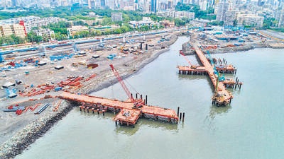 The IPCC has also taken a critical view of the Brihanmumbai Municipal Corporation’s Coastal Road project, terming it ‘maladaptive’ in the long term. HT Photo The IPCC has also taken a critical view of the Brihanmumbai Municipal Corporation’s Coastal Road project, terming it ‘maladaptive’ in the long term. HT Photo