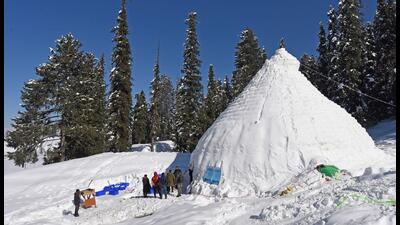 And a majority of tourists visited the famous ski resort of Gulmarg in Jammu and Kashmir that witnessed back-to-back snowfall. (HT File Photo) And a majority of tourists visited the famous ski resort of Gulmarg in Jammu and Kashmir that witnessed back-to-back snowfall. (HT File Photo)