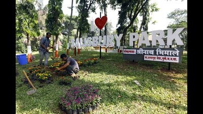 The Gool Poonawala garden, Salisbury Park was inaugurated in November 2021. (HT FILE PHOTO) The Gool Poonawala garden, Salisbury Park was inaugurated in November 2021. (HT FILE PHOTO)