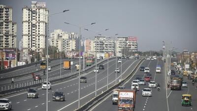 According to the plan, the extension will start from Linking Road in Dahisar west and pass via mangroves and salt pan land all the way to Bhayander (HT File) According to the plan, the extension will start from Linking Road in Dahisar west and pass via mangroves and salt pan land all the way to Bhayander (HT File)