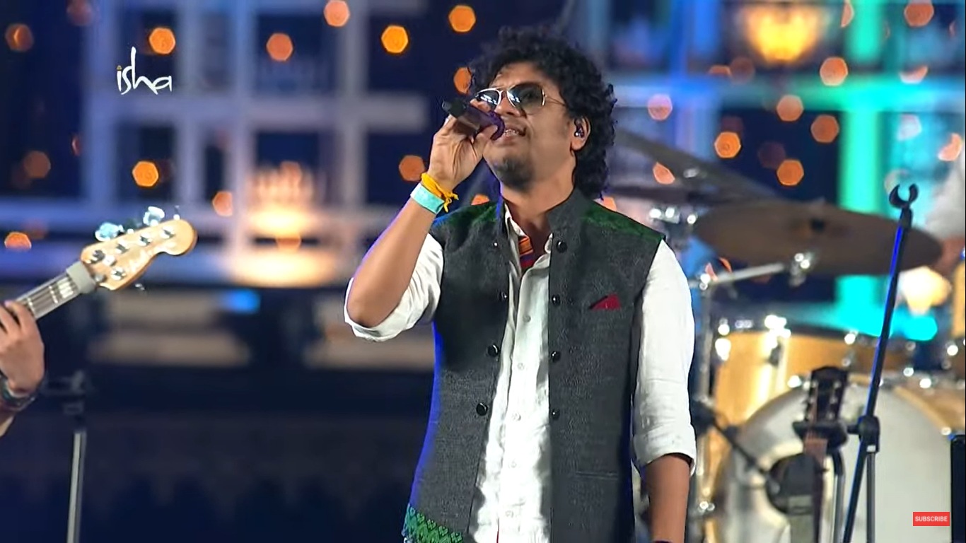 Singer Papon takes the stage at the Mahashivratri event.
