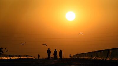 People out for an evening walk at Mayur Vihar area, on Wednesday. (Raj K Raj/HT) People out for an evening walk at Mayur Vihar area, on Wednesday. (Raj K Raj/HT)