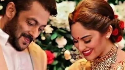 Salman Khan and Sonakshi Sinha seen in the fake pic. Salman Khan and Sonakshi Sinha seen in the fake pic.