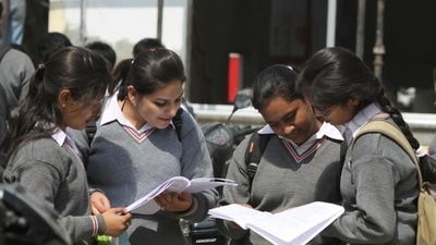 TN Board Exams 2022 dates: For Class 12, practical exams will be conducted from April 25 to May 2, board exams from May 5 up to May 28. Results will be announced on June 23. (HT file)