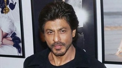 Shah Rukh Khan interacted with fans on Twitter.