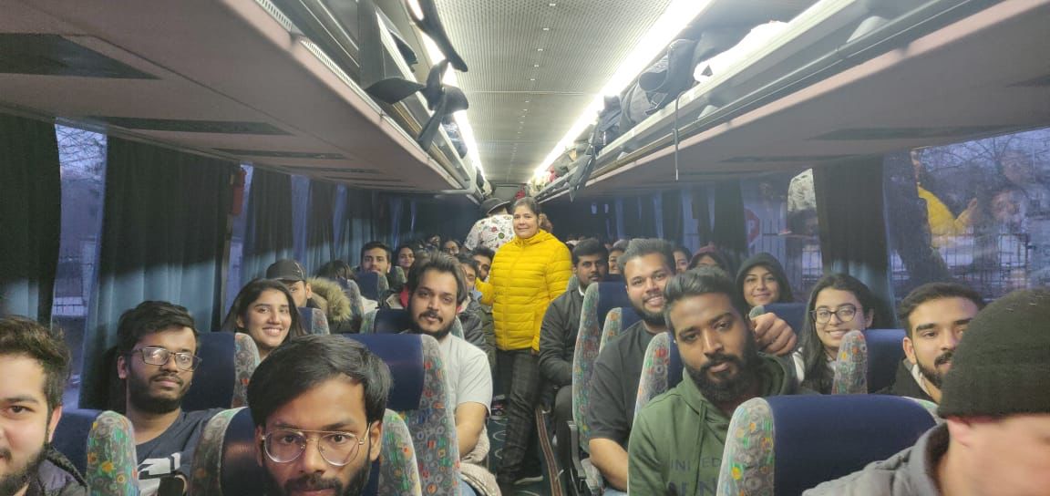 Indian nationals en route Romania from Moldova (HT photo)