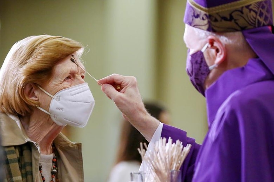 During Lent, many people give up something as they fast like their favourite food item, or watching television and some even go off social media.(REUTERS/Jonathan Bachman)